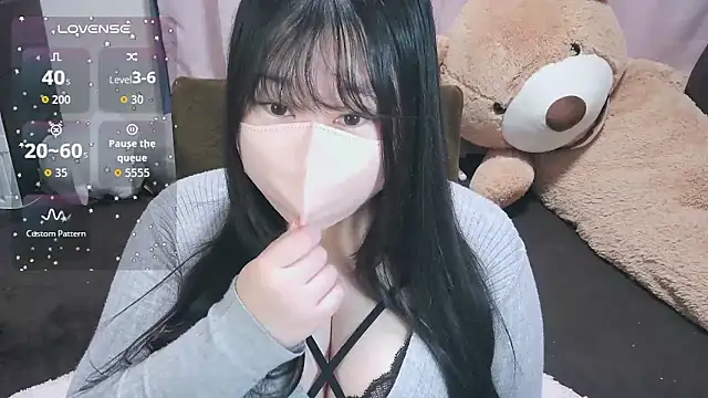 yuinyan3150 online show from 04.15.26