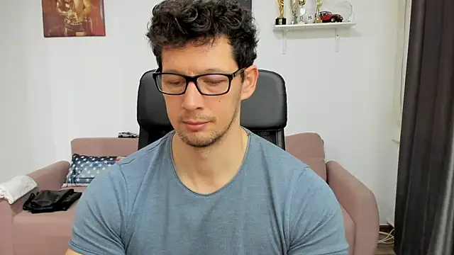 BrutusK08 online show from 02.04.25