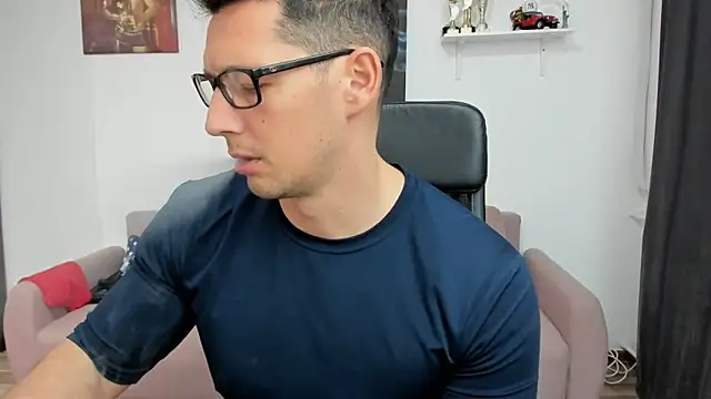 BrutusK08 online show from 02.11.25