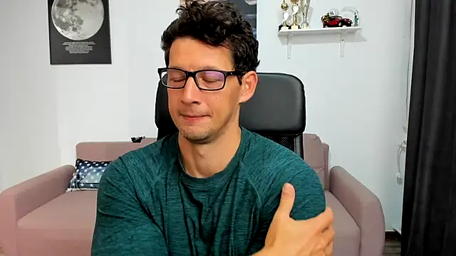 BrutusK08 online show from 10.06.25