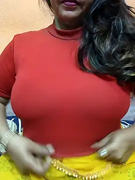 Snapshot of CUTE_SOPHIA- chatting on 03.01.25 CUTE SOPHIA- online show from 03.01.25