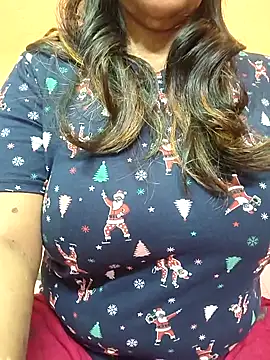 Snapshot of CUTE_SOPHIA- chatting on 03.22.25 CUTE SOPHIA- online show from 03.22.25