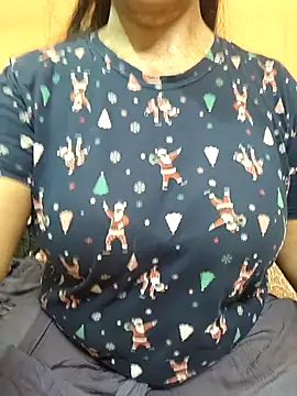 Snapshot of CUTE_SOPHIA- chatting on 06.25.26 CUTE SOPHIA- online show from 06.25.26