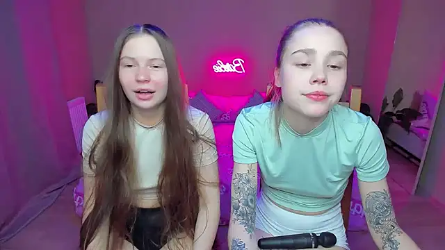 HelloRoxy online show from 01.17.25