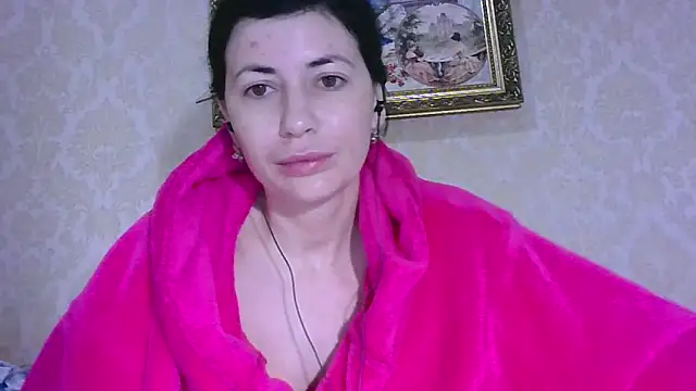 Snapshot of StunnigArt chatting on 02.18.26 StunnigArt online show from 02.18.26