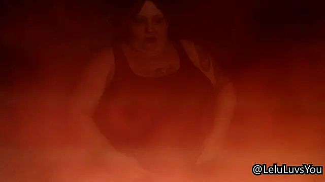 Snapshot of LeluLuvsYou chatting on 04.09.26 LeluLuvsYou online show from 04.09.26