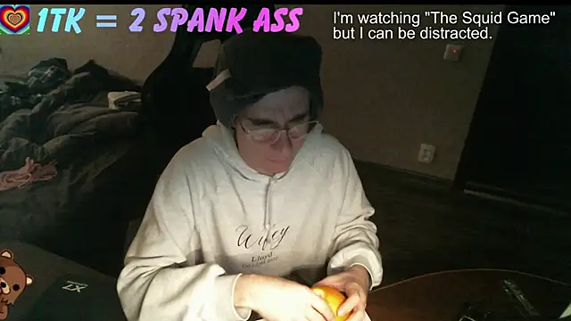 izilizi 23 online show from 09.19.25