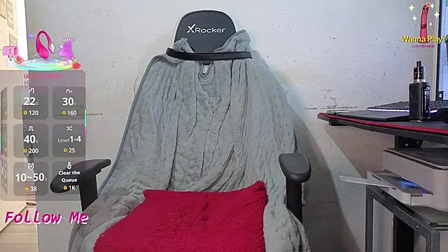 Snapshot of tall_guy323 chatting on 03.21.25 tall guy323 online show from 03.21.25