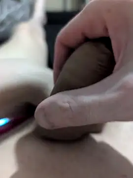 Snapshot of tall_guy323 chatting on 03.23.25 tall guy323 online show from 03.23.25