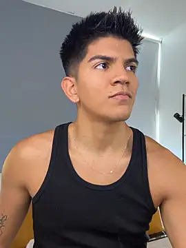 Snapshot of santiago_01 chatting on 02.27.26 santiago 01 online show from 02.27.26