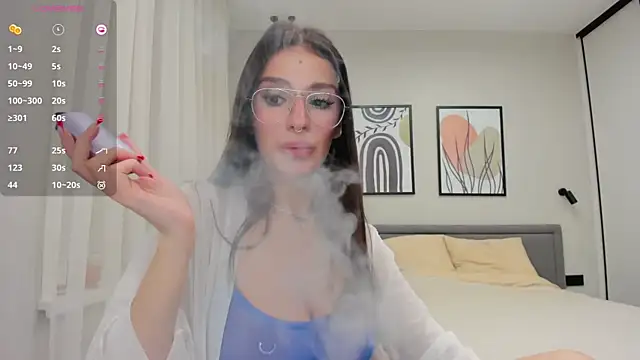 Snapshot of xxnadya chatting on 01.15.25 xxnadya online show from 01.15.25