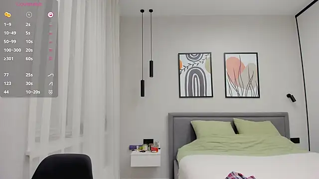 Snapshot of xxnadya chatting on 02.25.25 xxnadya online show from 02.25.25