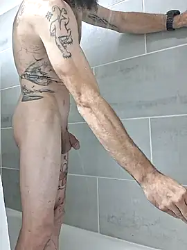 Snapshot of chillmfrs chatting on 11.01.25 chillmfrs online show from 11.01.25