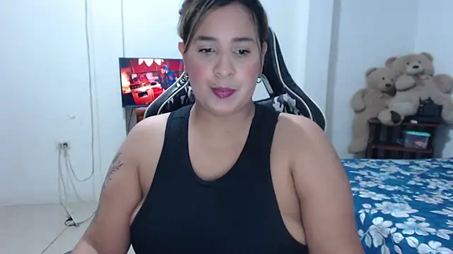 Snapshot of KathyHardcore69 chatting on 03.22.25 KathyHardcore69 online show from 03.22.25