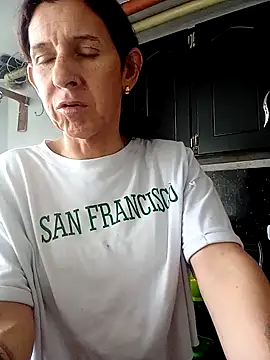 Cameron puppy online show from 11.25.25