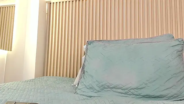 daiana curly online show from 03.18.26