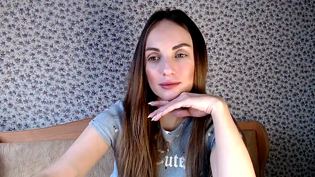 Snapshot of Tinadream20 chatting on 11.20.25 Tinadream20 online show from 11.20.25