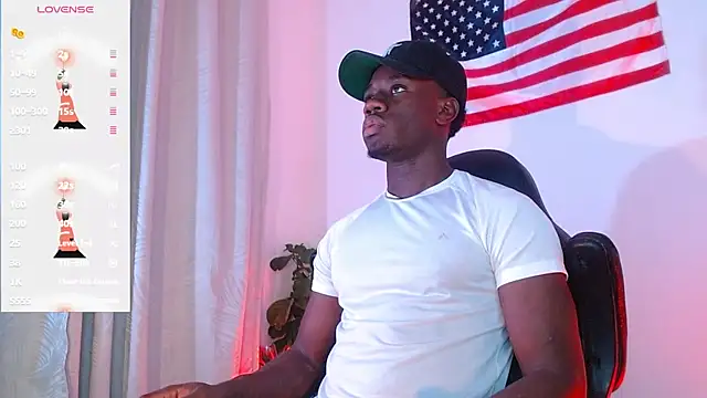 Snapshot of mike_wallace chatting on 11.19.25 mike wallace online show from 11.19.25