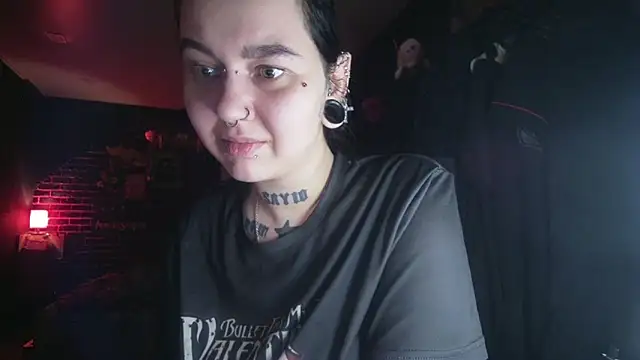 MoorderxDoll online show from 02.14.25