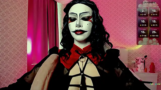 Snapshot of LeylaNoiry chatting on 09.20.25 LeylaNoiry online show from 09.20.25