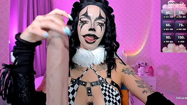 Snapshot of LeylaNoiry chatting on 12.02.25 LeylaNoiry online show from 12.02.25