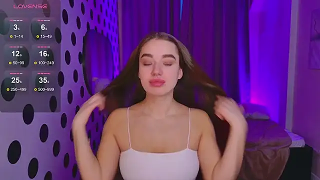 Snapshot of LovelyJessie chatting on 01.23.25 LovelyJessie online show from 01.23.25