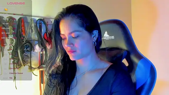 Snapshot of scarlet-kennedy98 chatting on 05.04.26 scarlet-kennedy98 online show from 05.04.26