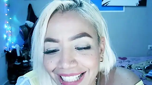 Snapshot of LuCKy_JoK chatting on 02.08.25 LuCKy JoK online show from 02.08.25