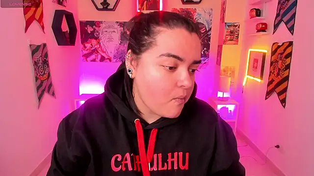 Luise Meyrink online show from 02.16.25