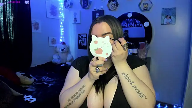 Luise Meyrink online show from 02.23.25