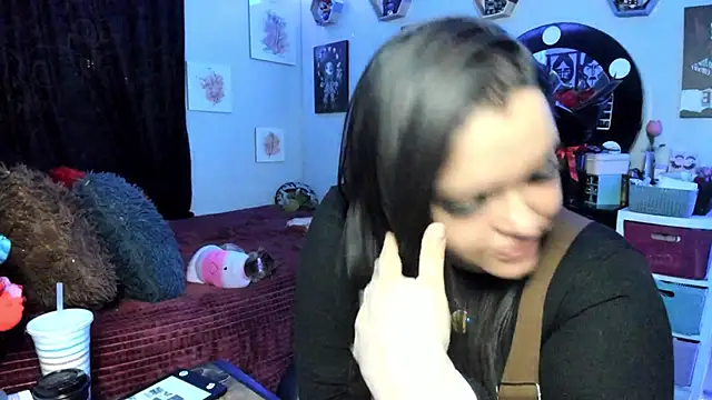 Luise Meyrink online show from 02.15.26