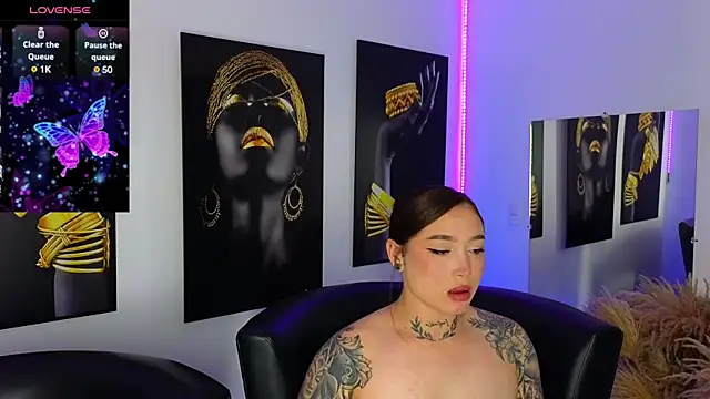 Snapshot of _brenna_hanson chatting on 01.17.25 brenna hanson online show from 01.17.25