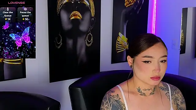 Snapshot of _brenna_hanson chatting on 01.18.25 brenna hanson online show from 01.18.25