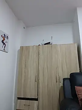 Snapshot of Issa_Km_ chatting on 06.14.26 Issa Km online show from 06.14.26