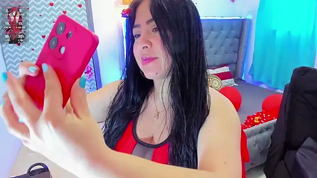 Snapshot of Sara-Murray chatting on 02.17.25 Sara-Murray online show from 02.17.25