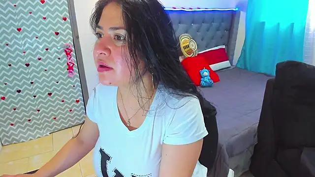 Snapshot of Sara-Murray chatting on 02.24.25 Sara-Murray online show from 02.24.25