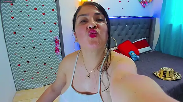 Snapshot of Sara-Murray chatting on 03.03.25 Sara-Murray online show from 03.03.25