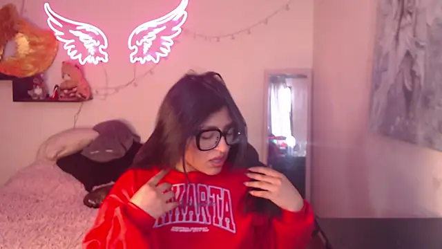 Snapshot of MissDennise chatting on 03.02.25 MissDennise online show from 03.02.25