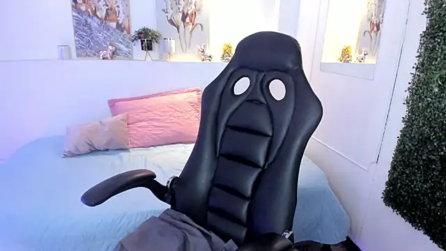 Snapshot of Abby_Mae_ chatting on 01.30.25 Abby Mae online show from 01.30.25