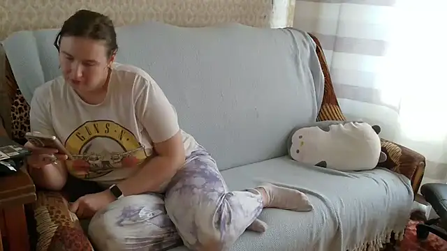 franceska blue online show from 09.28.25