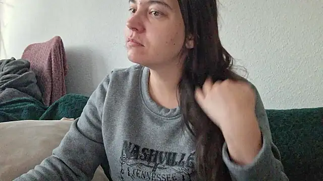 Snapshot of Cyndee_Winter chatting on 10.18.25 Cyndee Winter online show from 10.18.25