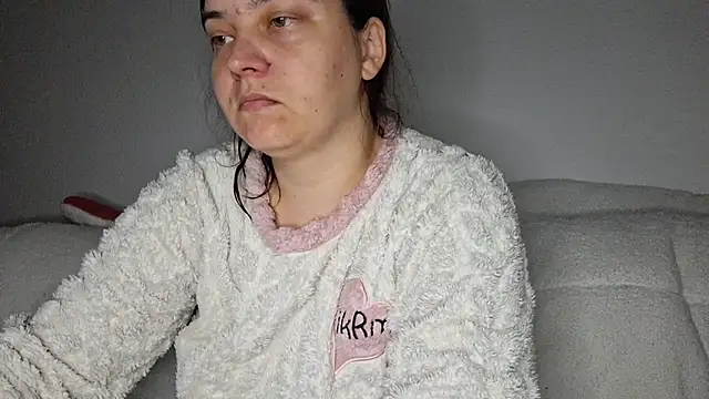 Snapshot of Cyndee_Winter chatting on 10.26.25 Cyndee Winter online show from 10.26.25