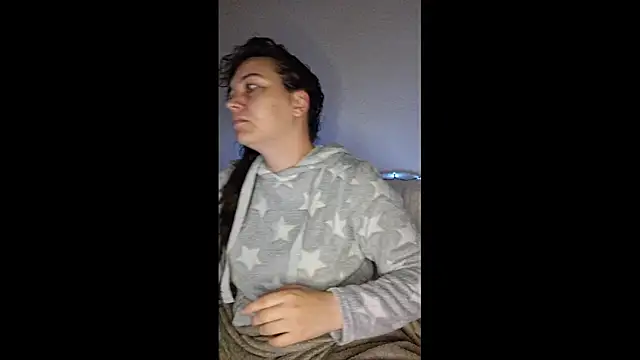 Snapshot of Cyndee_Winter chatting on 10.28.25 Cyndee Winter online show from 10.28.25