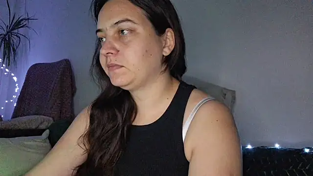 Snapshot of Cyndee_Winter chatting on 10.30.25 Cyndee Winter online show from 10.30.25