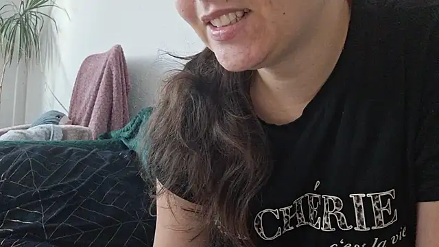 Snapshot of Cyndee_Winter chatting on 11.08.25 Cyndee Winter online show from 11.08.25