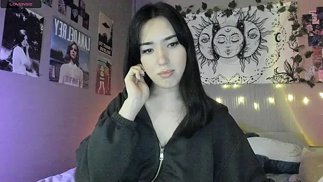 Snapshot of Anisawithlove chatting on 01.31.25 Anisawithlove online show from 01.31.25