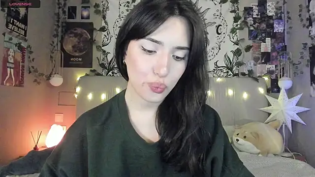 Snapshot of Anisawithlove chatting on 03.10.25 Anisawithlove online show from 03.10.25