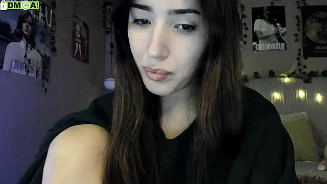 Snapshot of Anisawithlove chatting on 11.23.25 Anisawithlove online show from 11.23.25