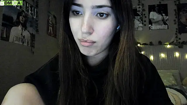 Snapshot of Anisawithlove chatting on 11.28.25 Anisawithlove online show from 11.28.25