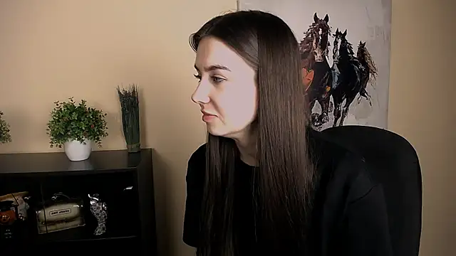 Lili magic online show from 12.16.25